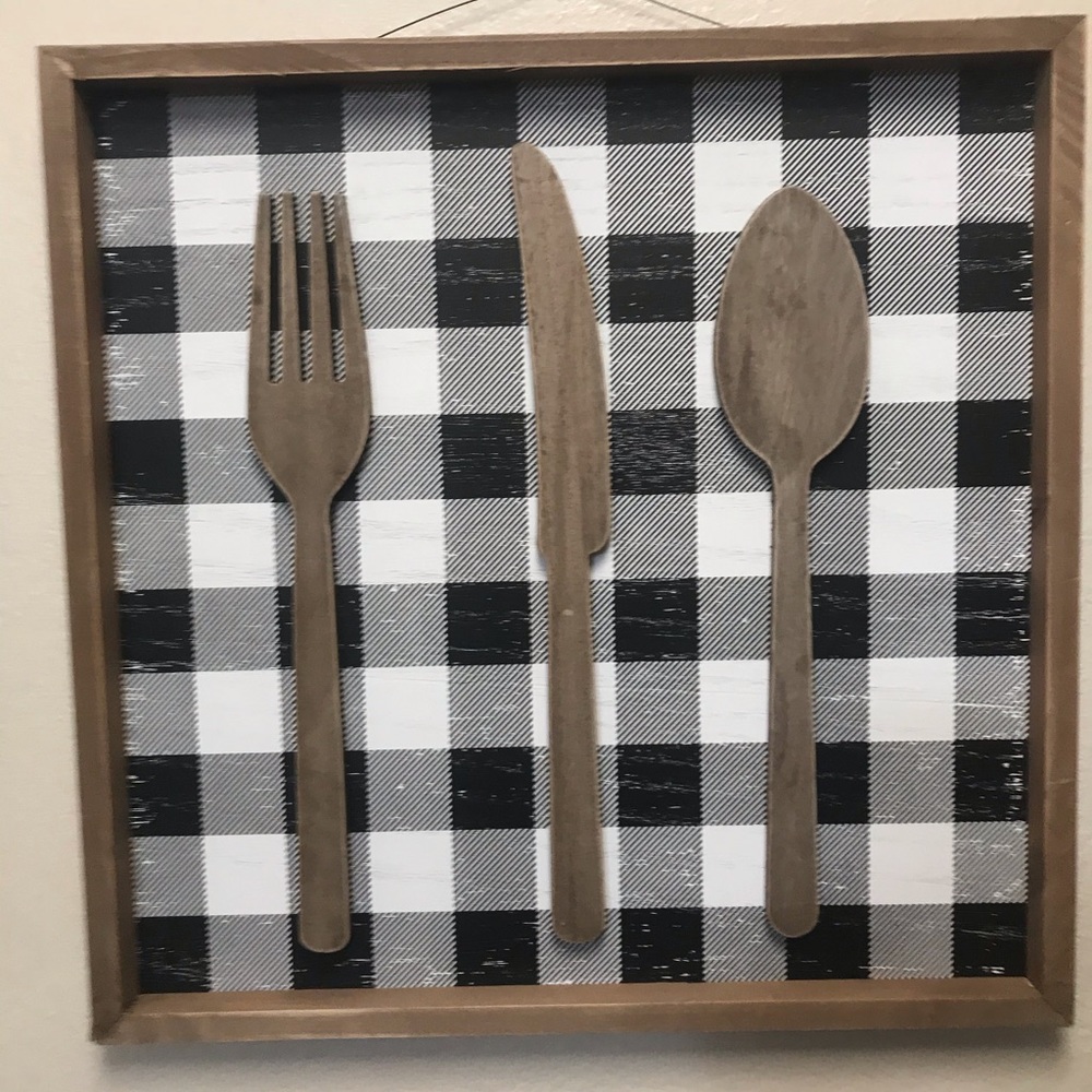 3 Wall hangings